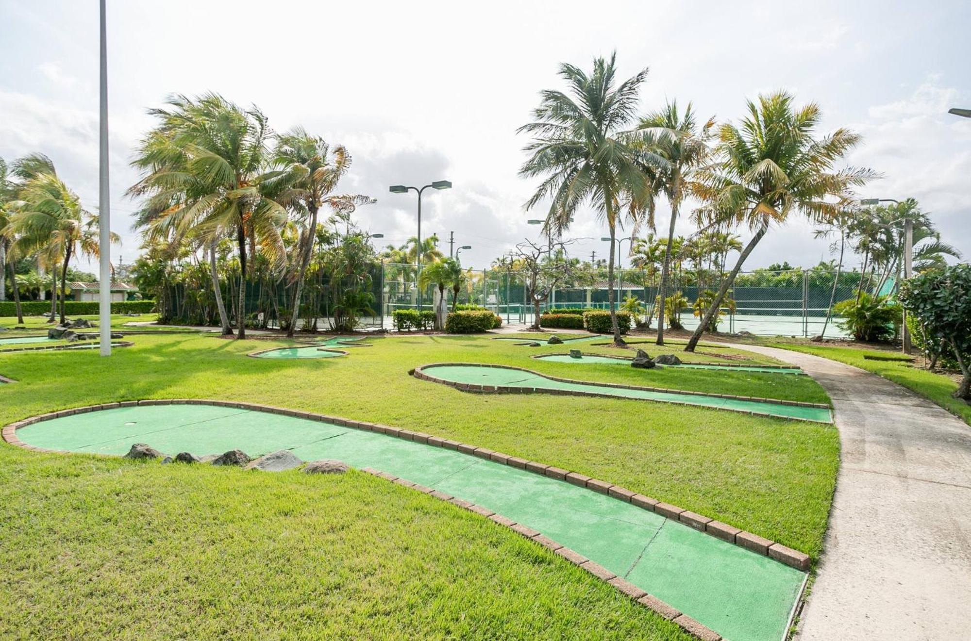 Aquatika Beach Resort & Waterpark Loiza Exterior photo