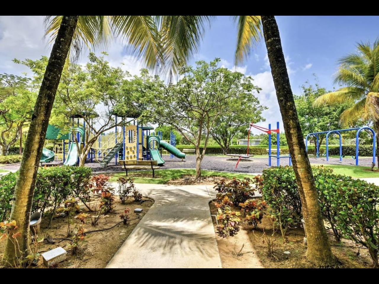 Aquatika Beach Resort & Waterpark Loiza Exterior photo